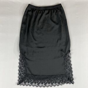 Who What Wear Lace Slip or Skirt Women’s XS Black Lined Coquette Retro Comfort
